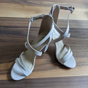 IDIFU Nude Heels